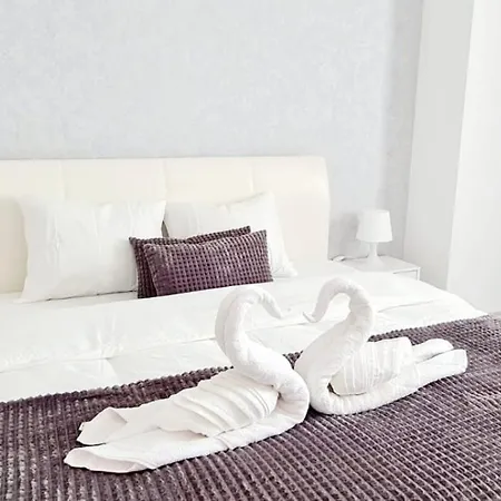 Hotel apartamentowy Chic With And Gym Bukareszt