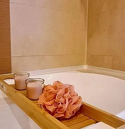 Aparthotel Chic With And Gym Bucharest