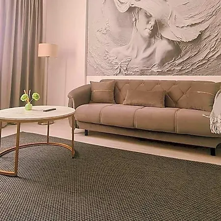 Aparthotel Chic With And Gym 4*