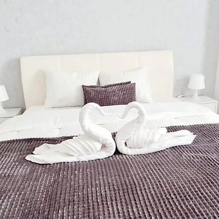 Chic With And Gym Aparthotel