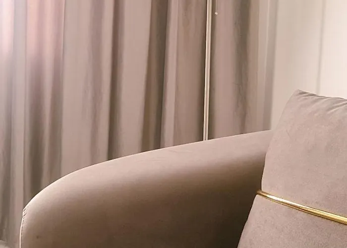 Апарт-готель Chic With And Gym