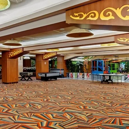 Chic With And Gym 4* Bükreş